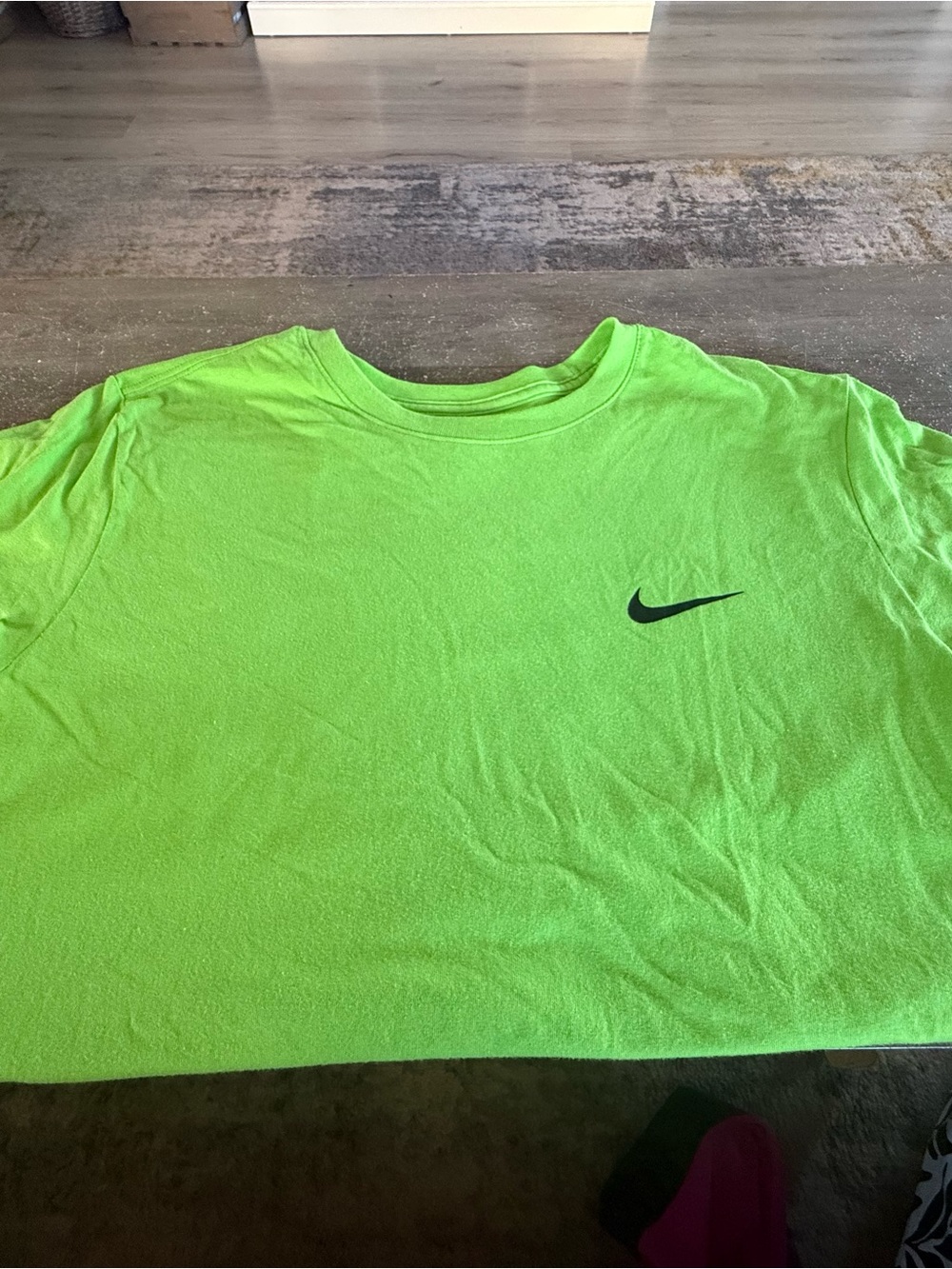 Nike Men’s Neon Green Short Sleeve Tee